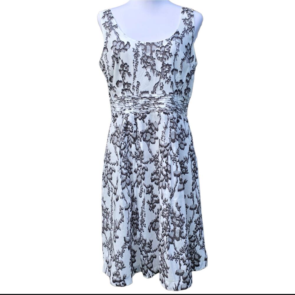 Loft Dress Size 10 Sleeveless Gray White Floral Print LIghtweight Cotton New
